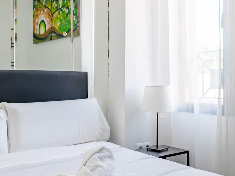 Dobbeltrom – comfort, 1 dobbeltseng (Baño compartido) | Skrivebord, wi-fi (inkludert) og sengetøy