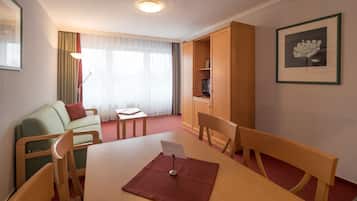 スイート | リビング エリア | 薄型テレビ