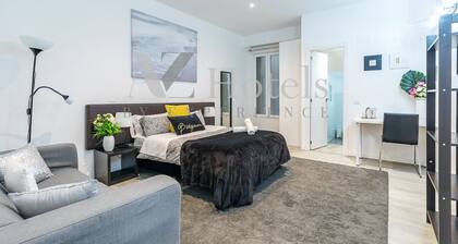 AYZ Juan de Mena - Auto check-in property