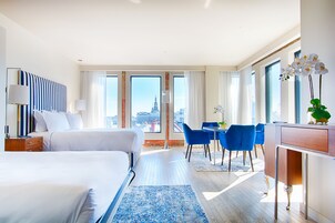 Superior Studio, River View | Premium bedding, down comforters, Select Comfort beds, minibar