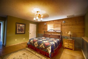 4 camere, materassi in memory foam, lenzuola