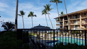 Lämmitetty uima-allas