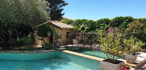 Exterior - Villa Solary (Le Pontet)