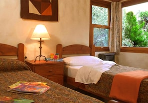 In-room safe, blackout curtains, free WiFi, bed sheets