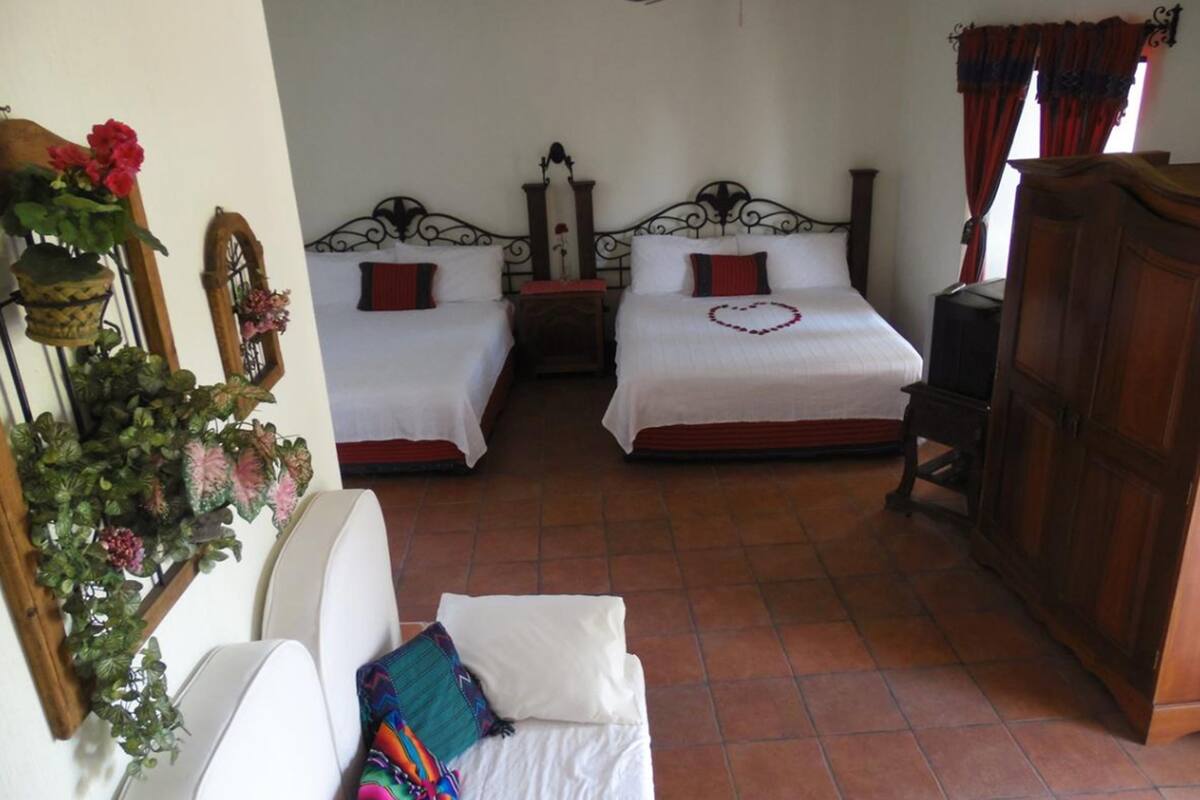 Family Room, Non Smoking | Iron/ironing board, free WiFi, bed sheets