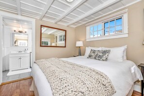 2 Schlafzimmer, Bügeleisen/Bügelbrett, Reisekinderbett, kostenloses WLAN