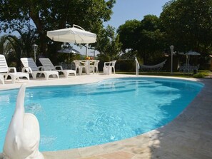 Outdoor pool - Pousada Alambari (Alambari)