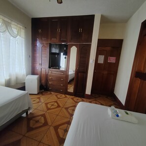 Free WiFi, bed sheets