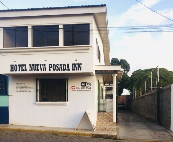 Front of property - Hotel Nueva Posada Inn (Rivas)