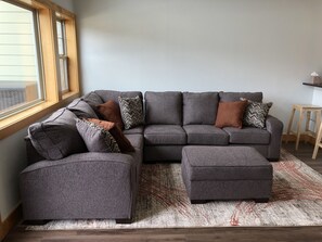 Smart TV, fireplace, video games, DVD player