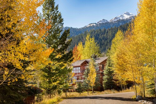 Moose Creek 13 - Private Hot Tub!