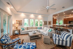 Smart TV, DVD player, books, stereo