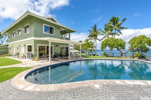 Outdoor pool - Oceanfront - Private- Family Friendly   He'eia Bay-House and Cottage- (Kailua-Kona)