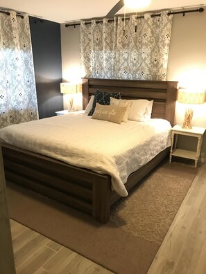 3 chambres, fer et planche à repasser, lit parapluie, Wi-Fi gratuit
