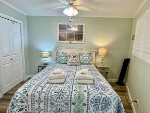 1 chambre, fer et planche à repasser, Wi-Fi gratuit, draps fournis