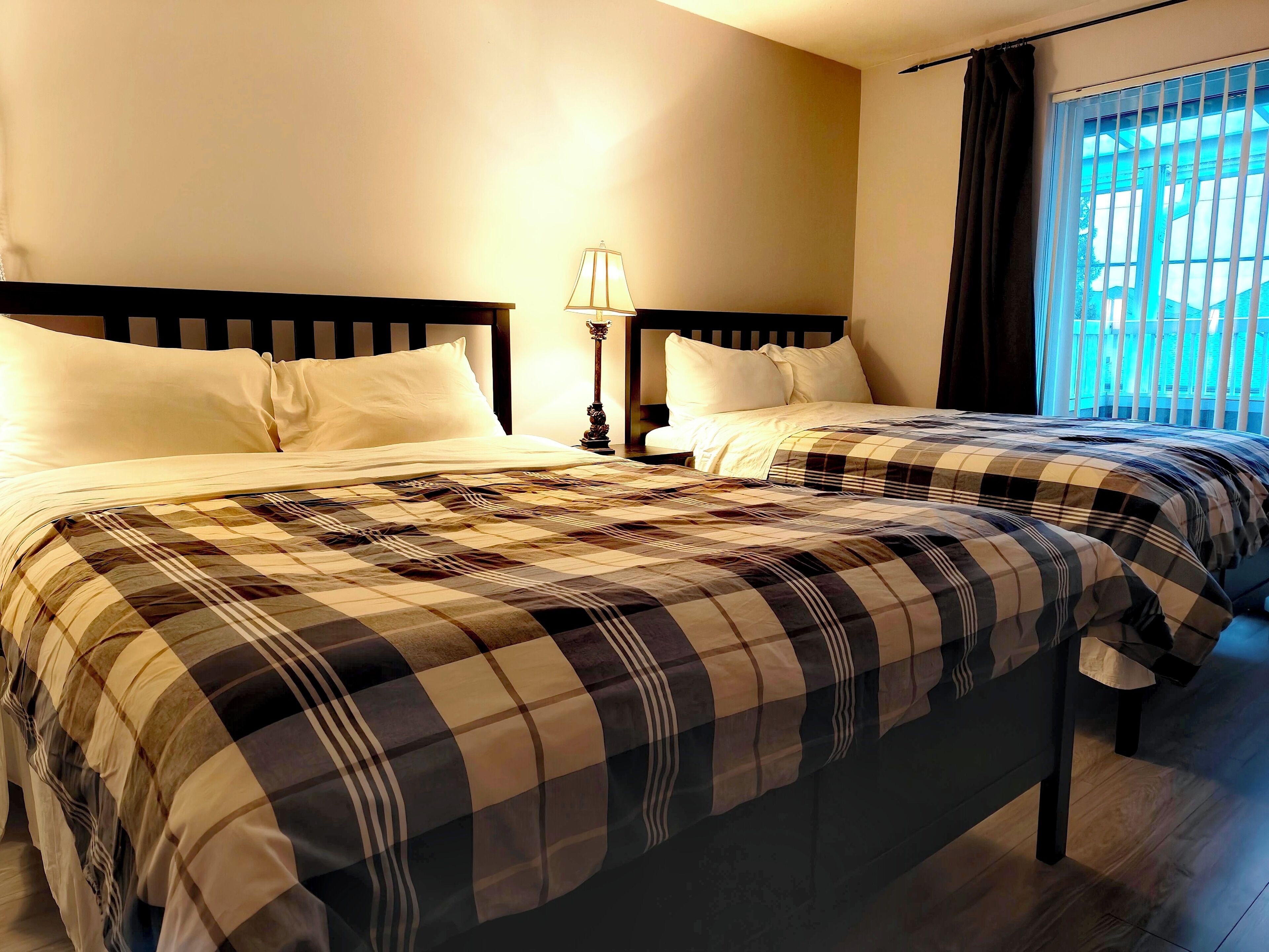 Deluxe Suite, 2 Beds, Non Smoking (Only Accepting Guests Aged 10 and Above) | Premium bedding, individually decorated, individually furnished