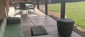 Conveniently close to St. George, Zion, Bryce & the Grand Canyon. 