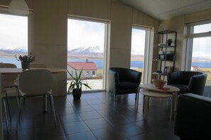 Appartement, 2 chambres (A) | Salle de séjour