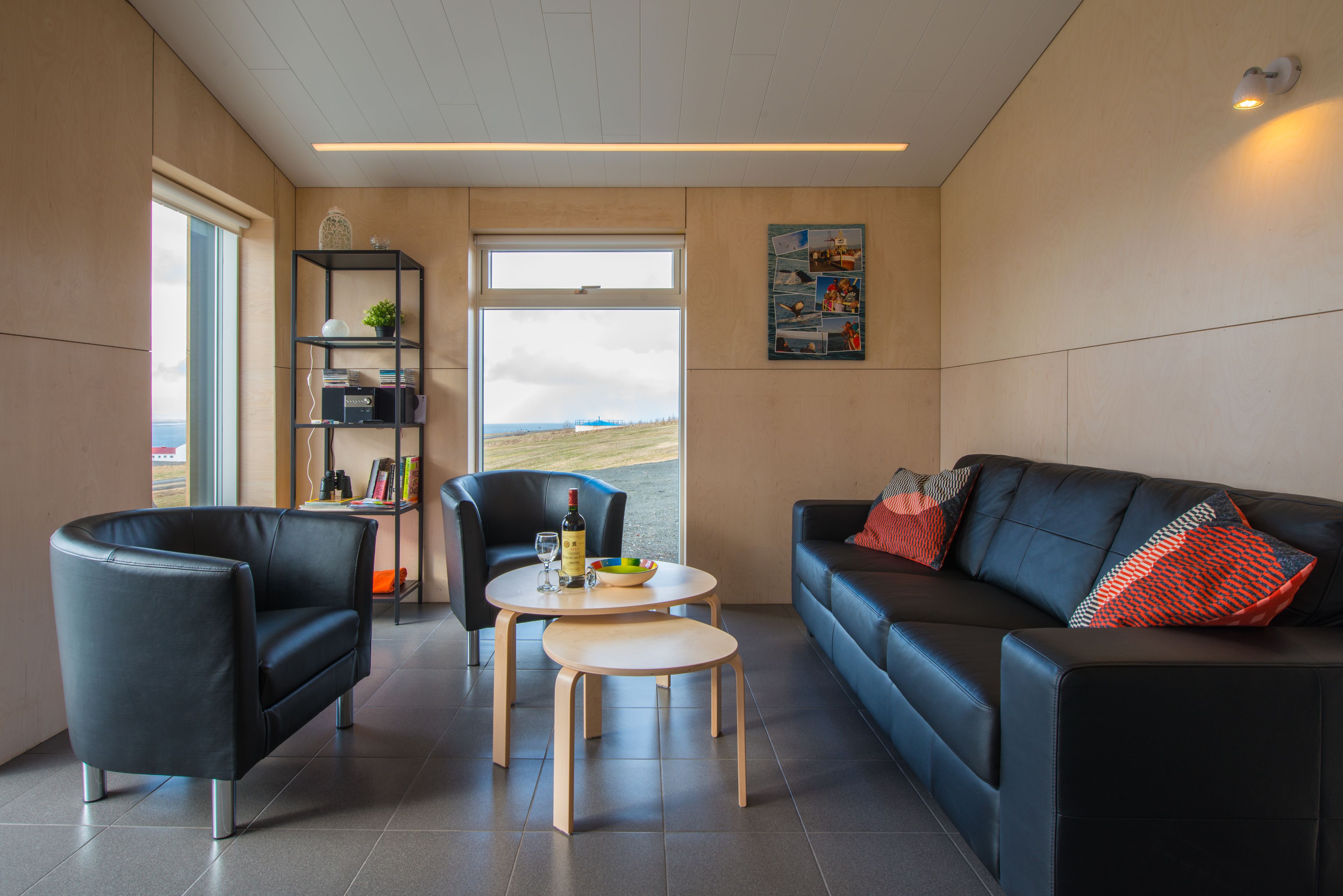 Apartment, 2 Bedrooms (A) | Living room