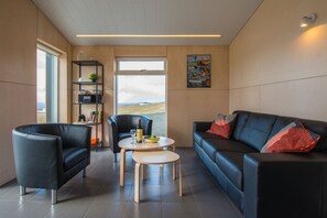 아파트, 침실 2개 (A) | 거실