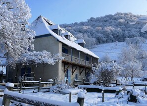 Front of property - Bed & Breakfast Eth Berye Petit (Beaucens)