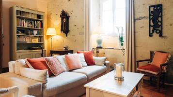 TV màn hình phẳng