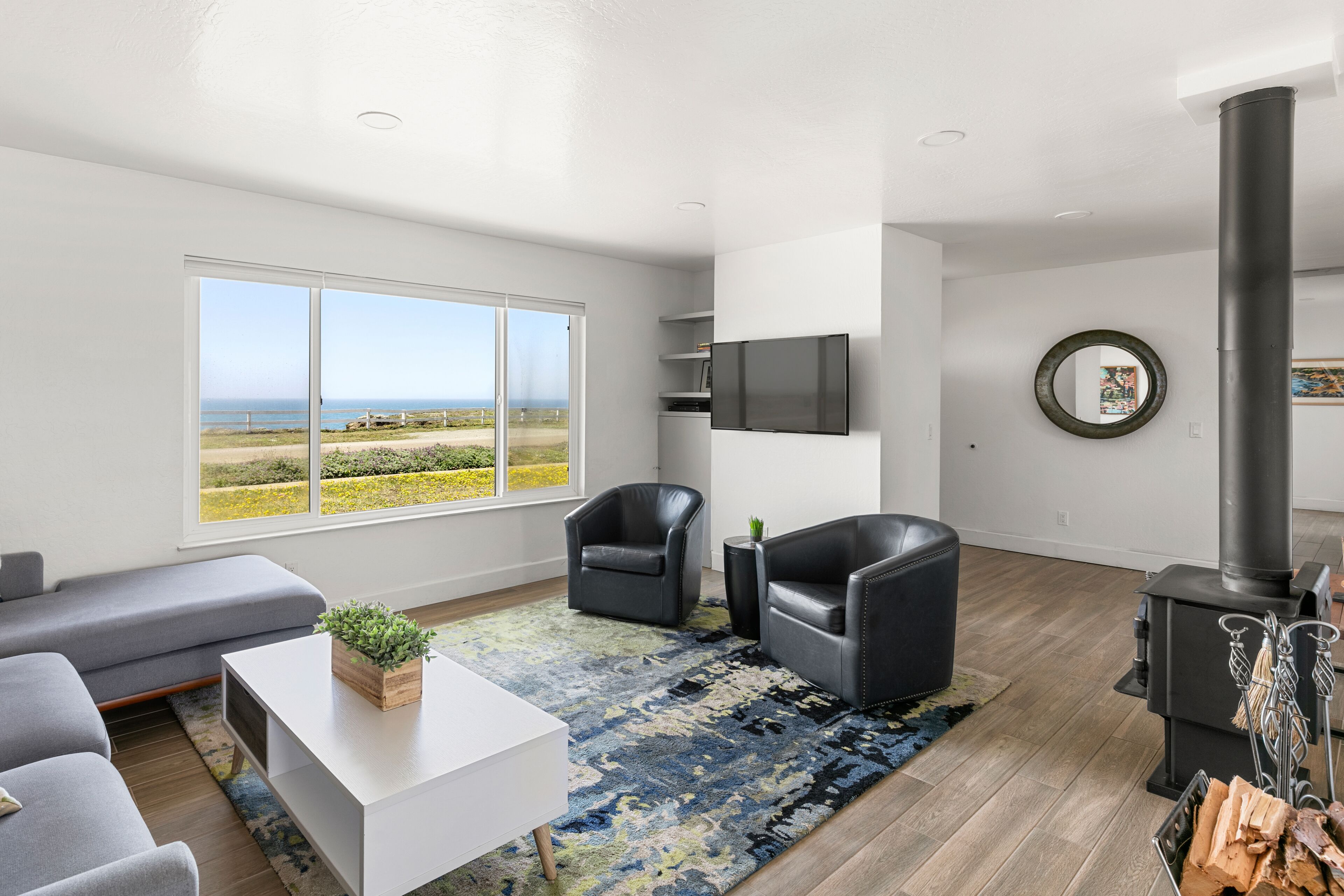 尊贵独立别墅, 2 间卧室, 露台, 海洋景观 (Pet Friendly) | 高档床上用品、记忆海绵床垫、特色装修、特色家居