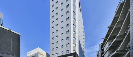 واجهة المنشأة