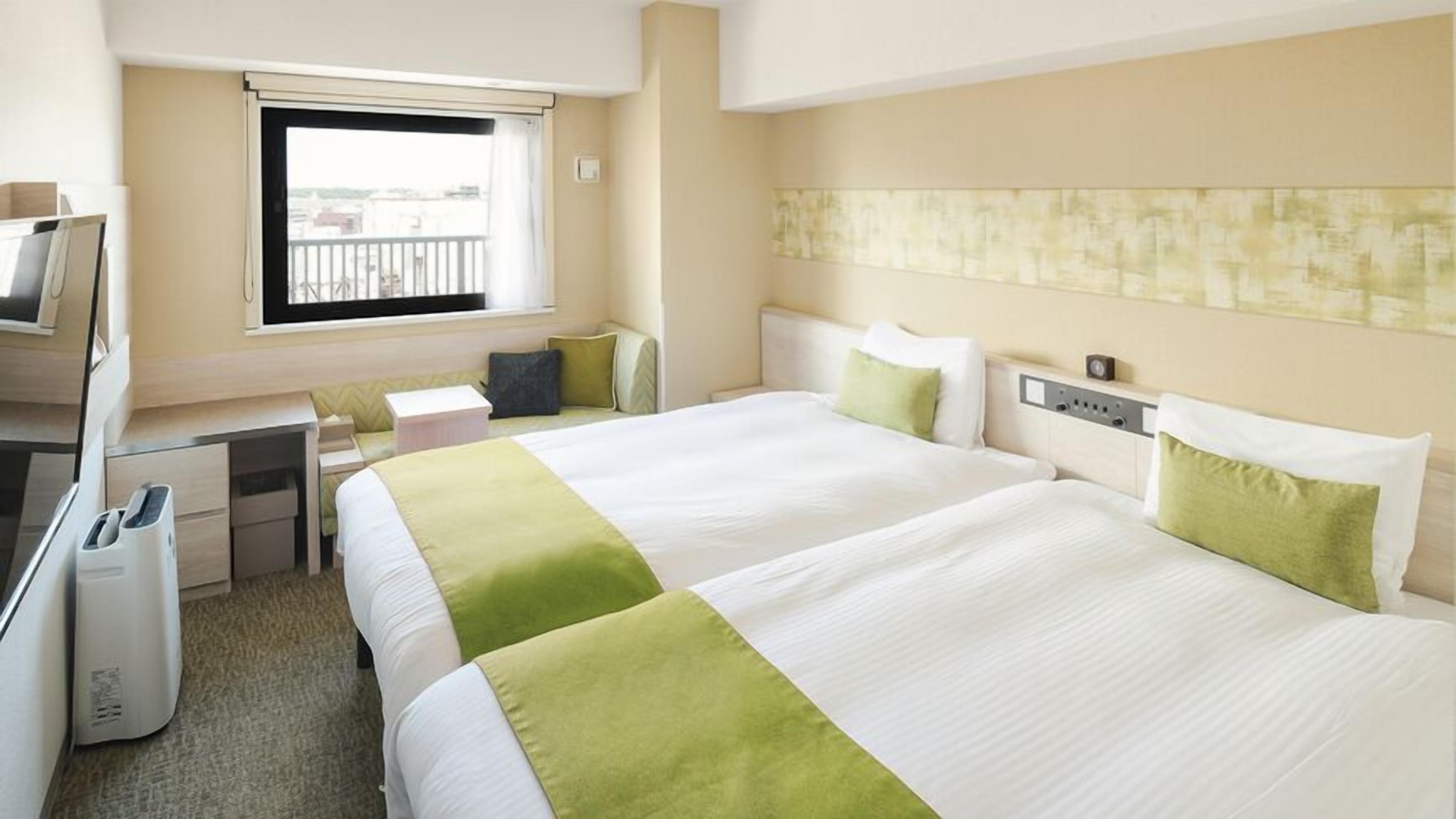 Desk, blackout drapes, iron/ironing board, free WiFi