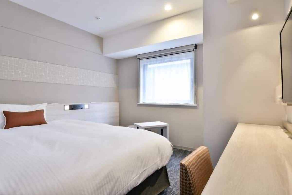 Desk, blackout curtains, iron/ironing board, free WiFi