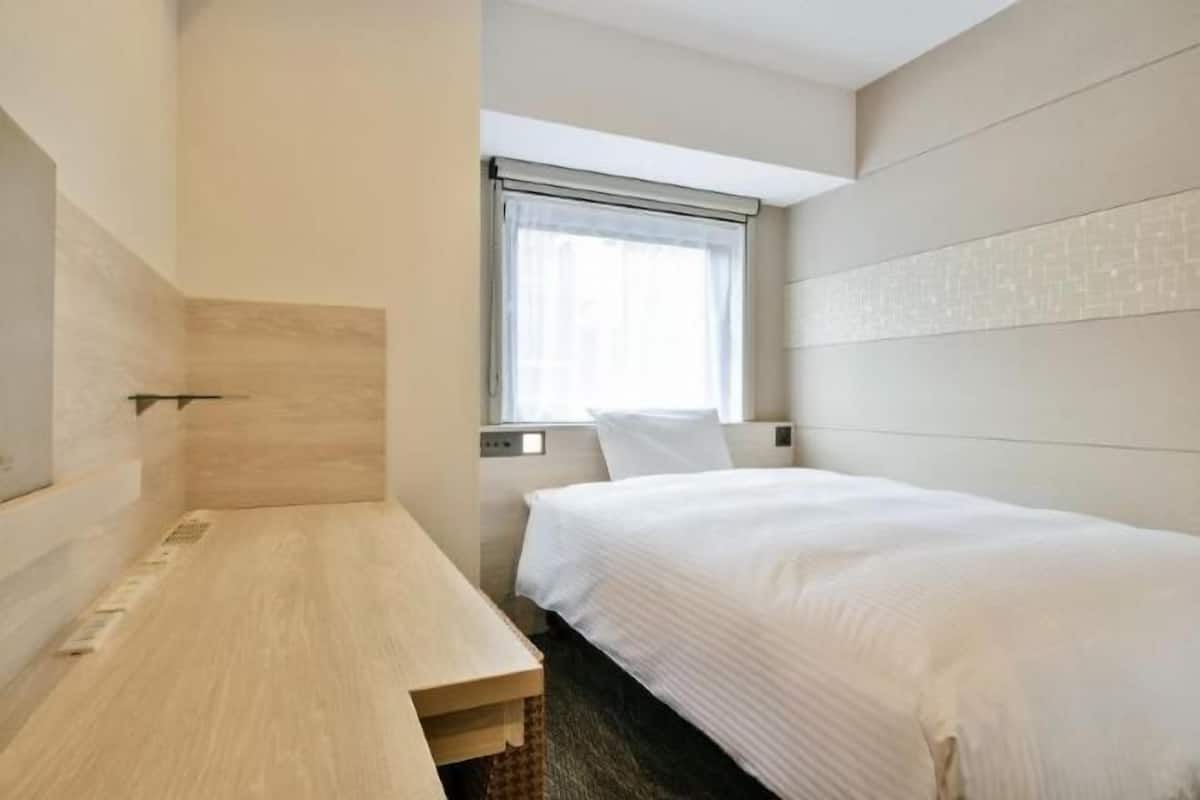 Desk, blackout curtains, iron/ironing board, free WiFi