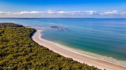 Seaside Royale - spacious, great entertainer