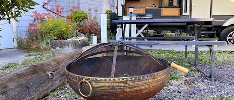 屋外ダイニングエリア