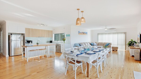 Interior - Sienna by the Sea – a two-minute walk to Callala Beach (Callala Beach)