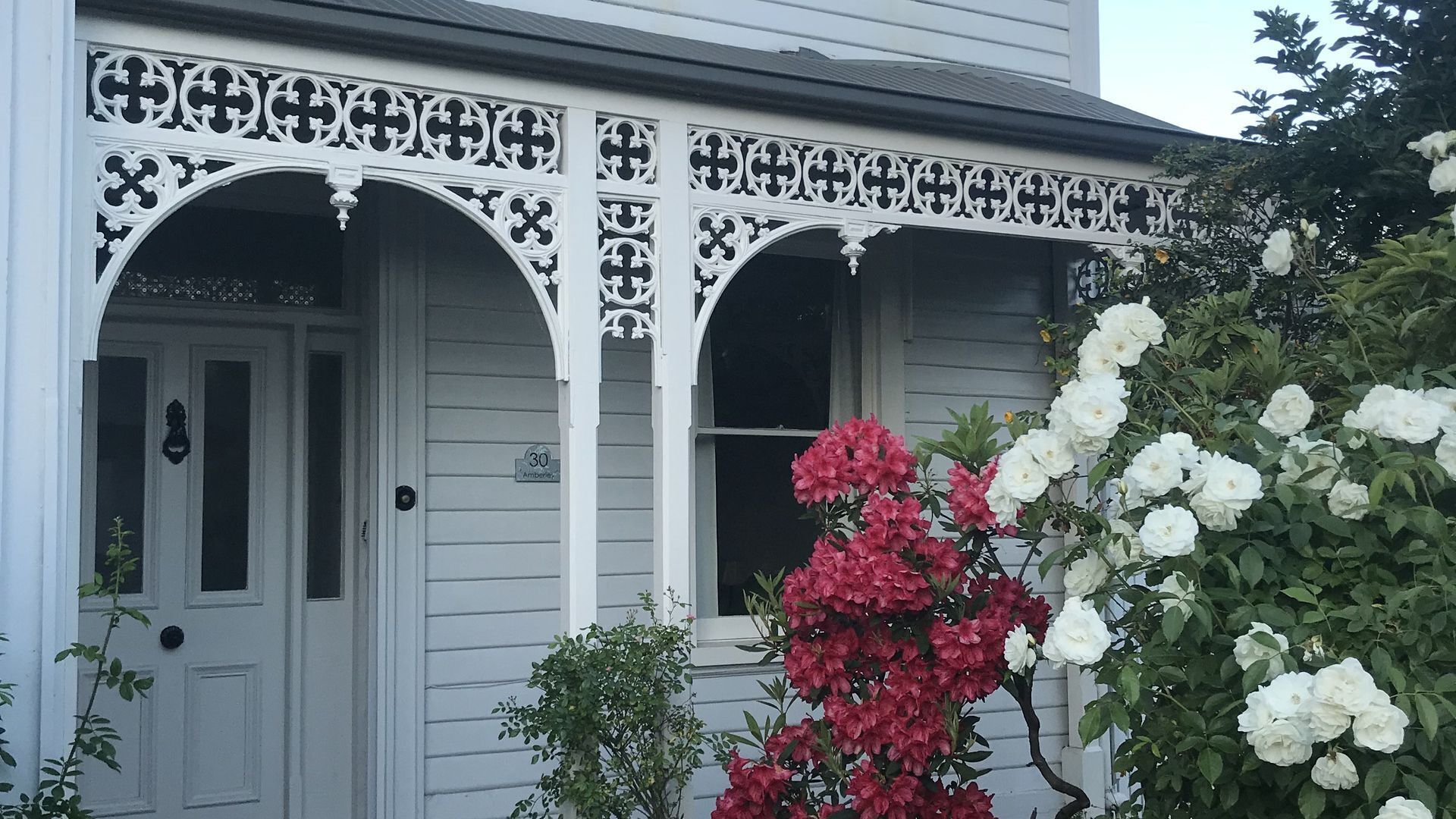 Amberley - circa 1880's luxury\nIdeal larger groups 5 b’rooms sleeps 9 — image 28