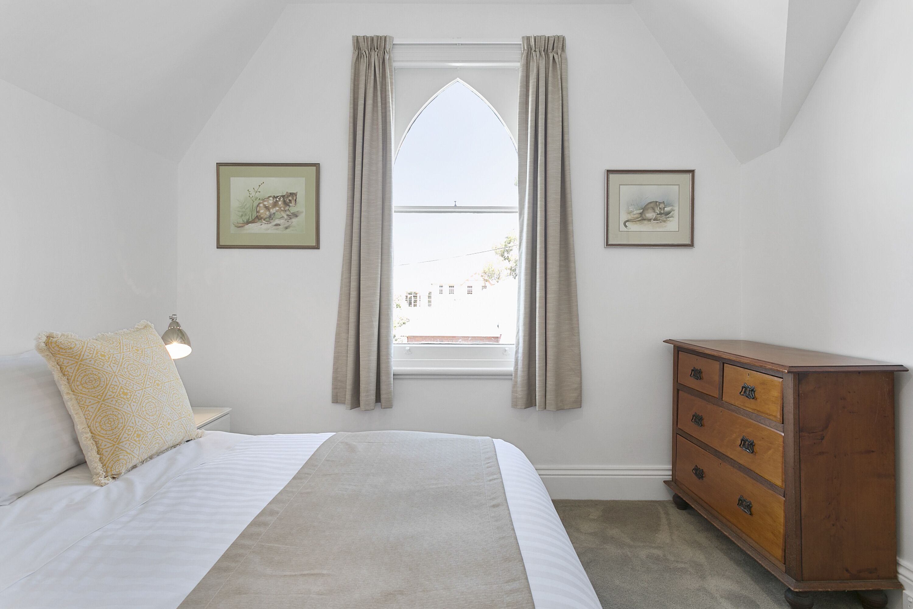 Amberley - circa 1880's luxury\nIdeal larger groups 5 b’rooms sleeps 9 — image 26