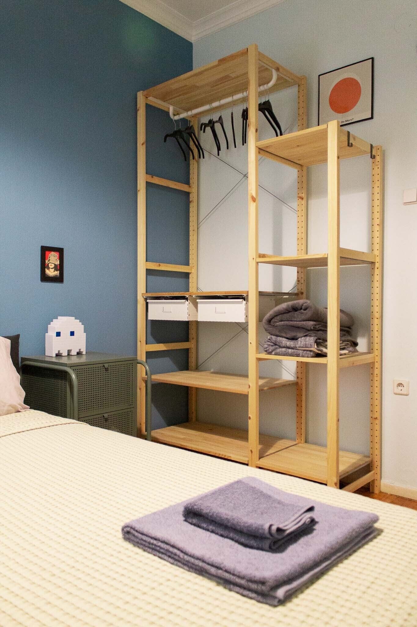 2 bedrooms, desk, iron/ironing board, free WiFi