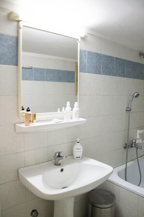 Free toiletries, hair dryer, towels, soap - Aristotelous Sq, city center entire 120sq m flat  (Thessaloniki)