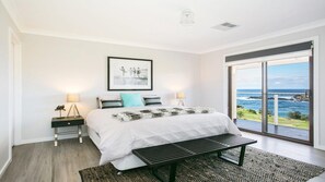 4 chambres, fer et planche à repasser, lit parapluie, Wi-Fi