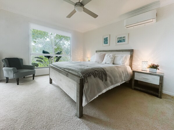 2 chambres, fer et planche à repasser, Wi-Fi gratuit, draps fournis