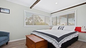 3 habitaciones, cuna de viaje, wifi y ropa de cama 
