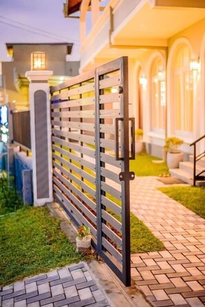 Enceinte de l’hébergement