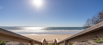 Cudgee – one street back from the beach
