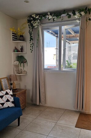 Interior - Moon Moods (Grote Berg)