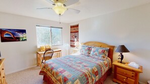 2 bedrooms, iron/ironing board, free WiFi, bed sheets