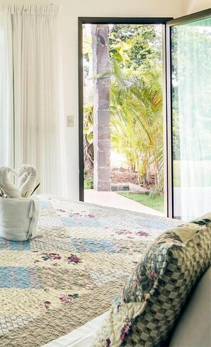 Panoramic Room, 1 King Bed, Bay View, Beachfront - Cocobolo Beach Boutique Hotel (Cuajiniquil)