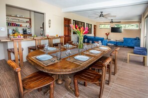 Dining - REMODELLED! NATURE LOVERS DREAM-OCEAN VIEW-WILDLIFE GARDEN-PRIVATE POOL (Quepos)