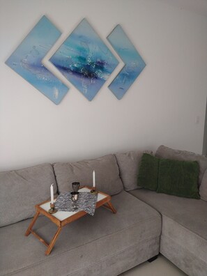 Televisión, futbolito y tenis de mesa 