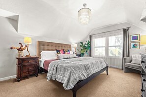 4 bedrooms, iron/ironing board, travel cot, free WiFi