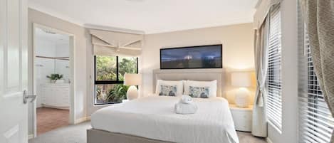 5 quartos, ferros/tábuas de passar roupa, Wi-Fi de cortesia